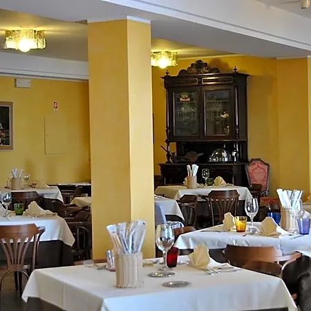 Gallo Hotel Olzano