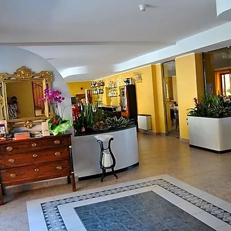 Gallo Hotel Olzano